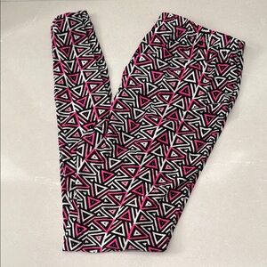 Vibrant Pink and Black Geometric Leggings
